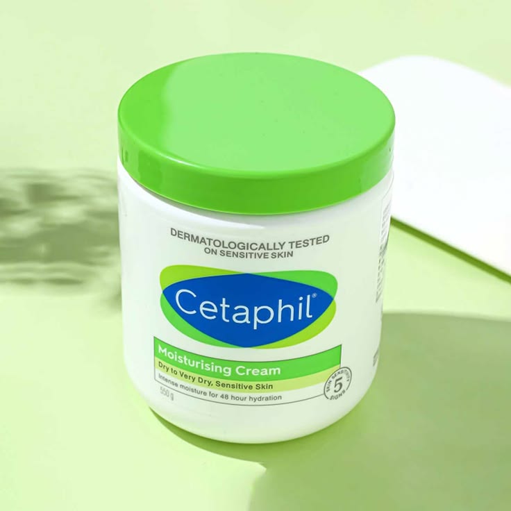 Cetaphil Moisturising Cream Mega Jar (550g)